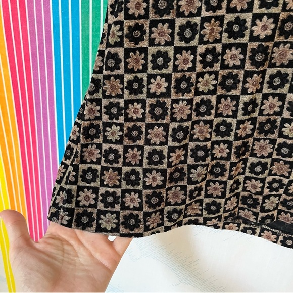 Vintage Juniors Xhilaration Baby Tee 2XL Daisy Stretch tshirt Grunge Y2K - Picture 3 of 10